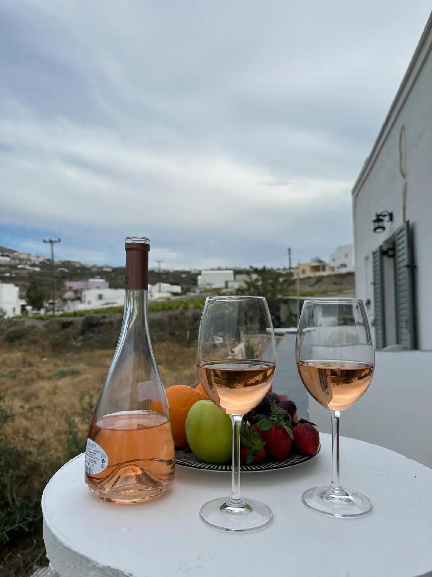 Vóthon Nicole Rooms Santorini מראה חיצוני תמונה